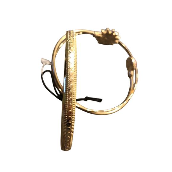 Set of 3 Gold tone Bracelets Bangles - Picture 6 of 6